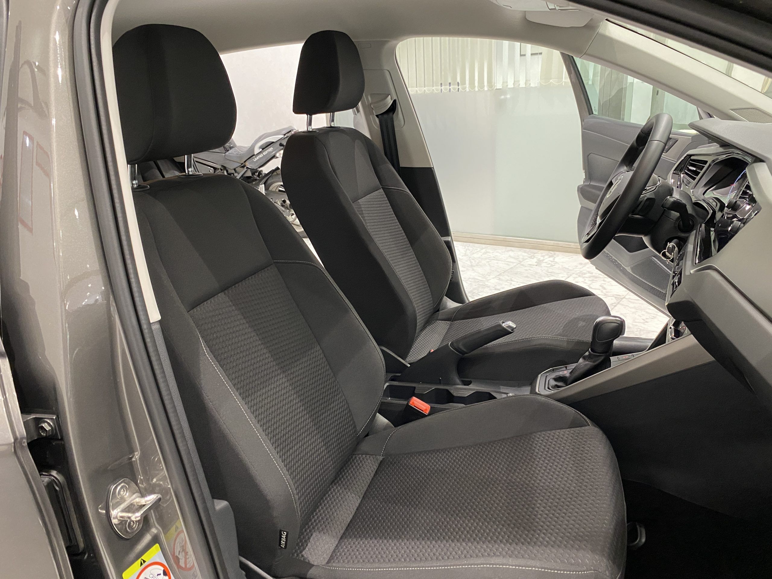Volkswagen Polo · foto 28