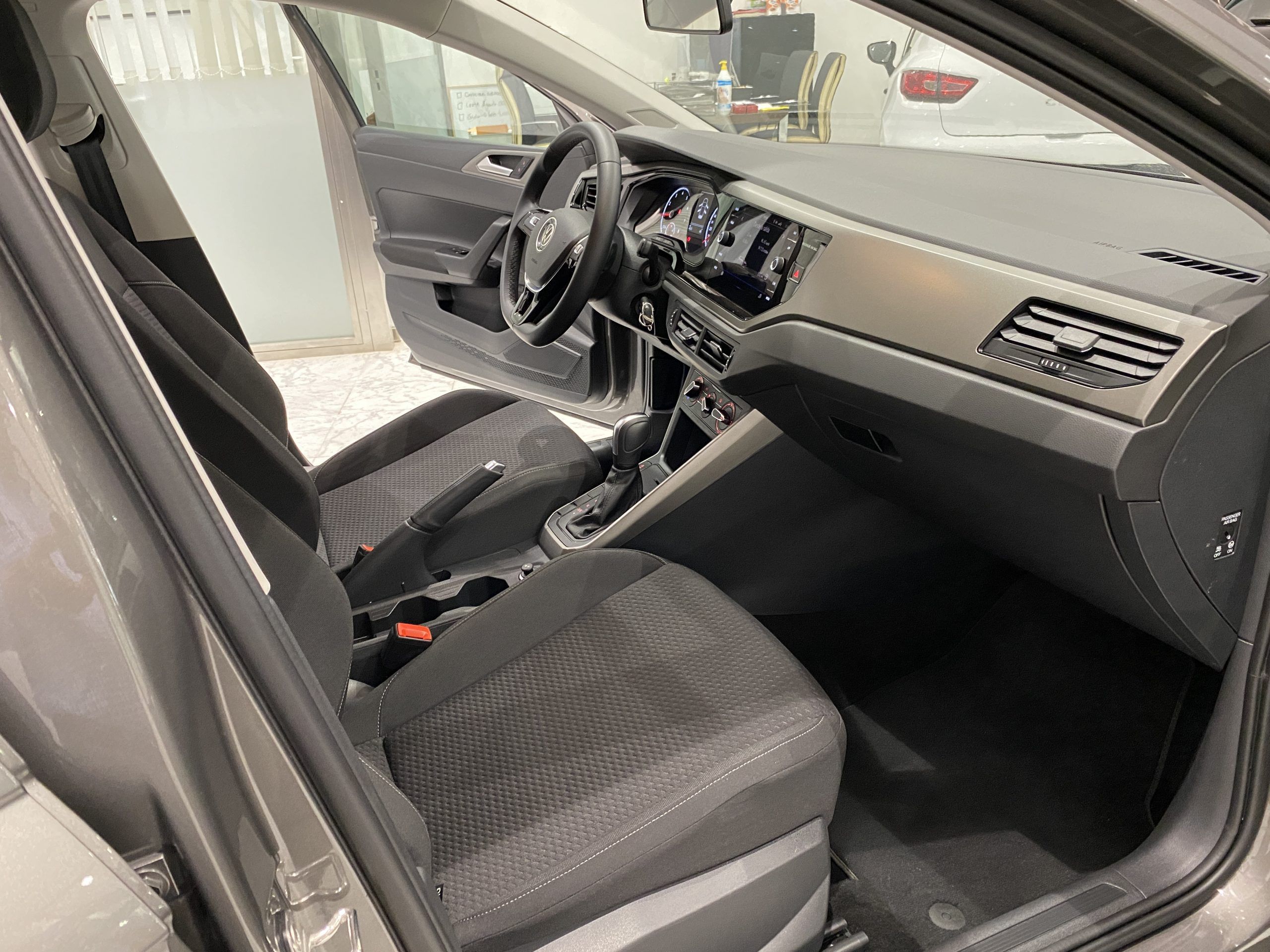 Volkswagen Polo · foto 29