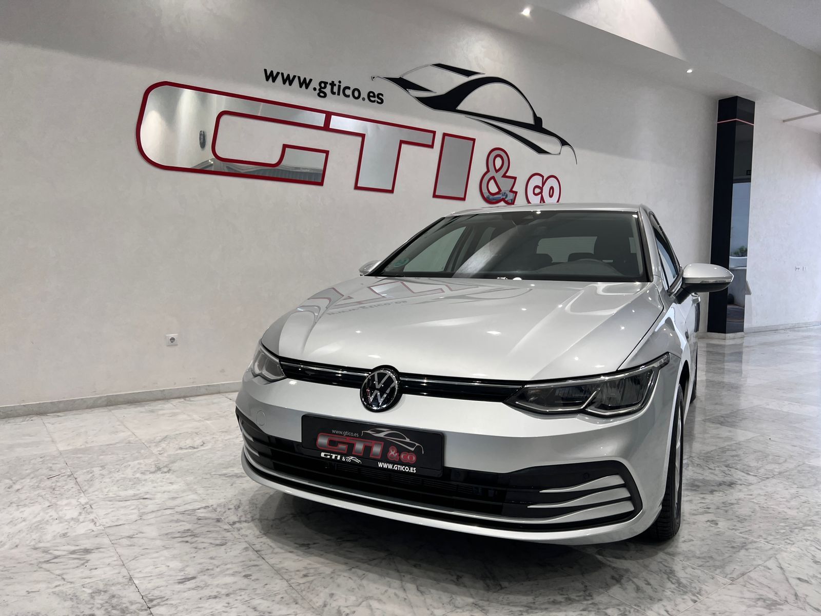 Volkswagen Golf 8 · foto 7