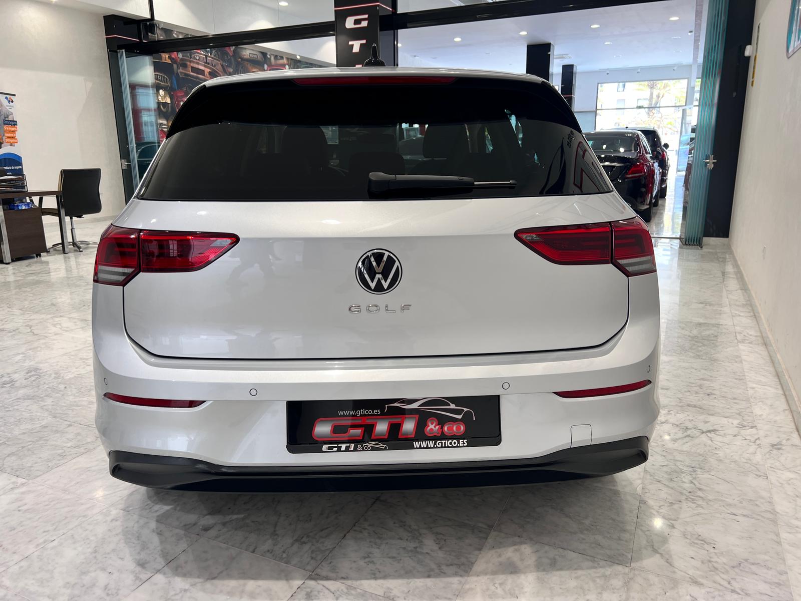 Volkswagen Golf 8 · foto 4